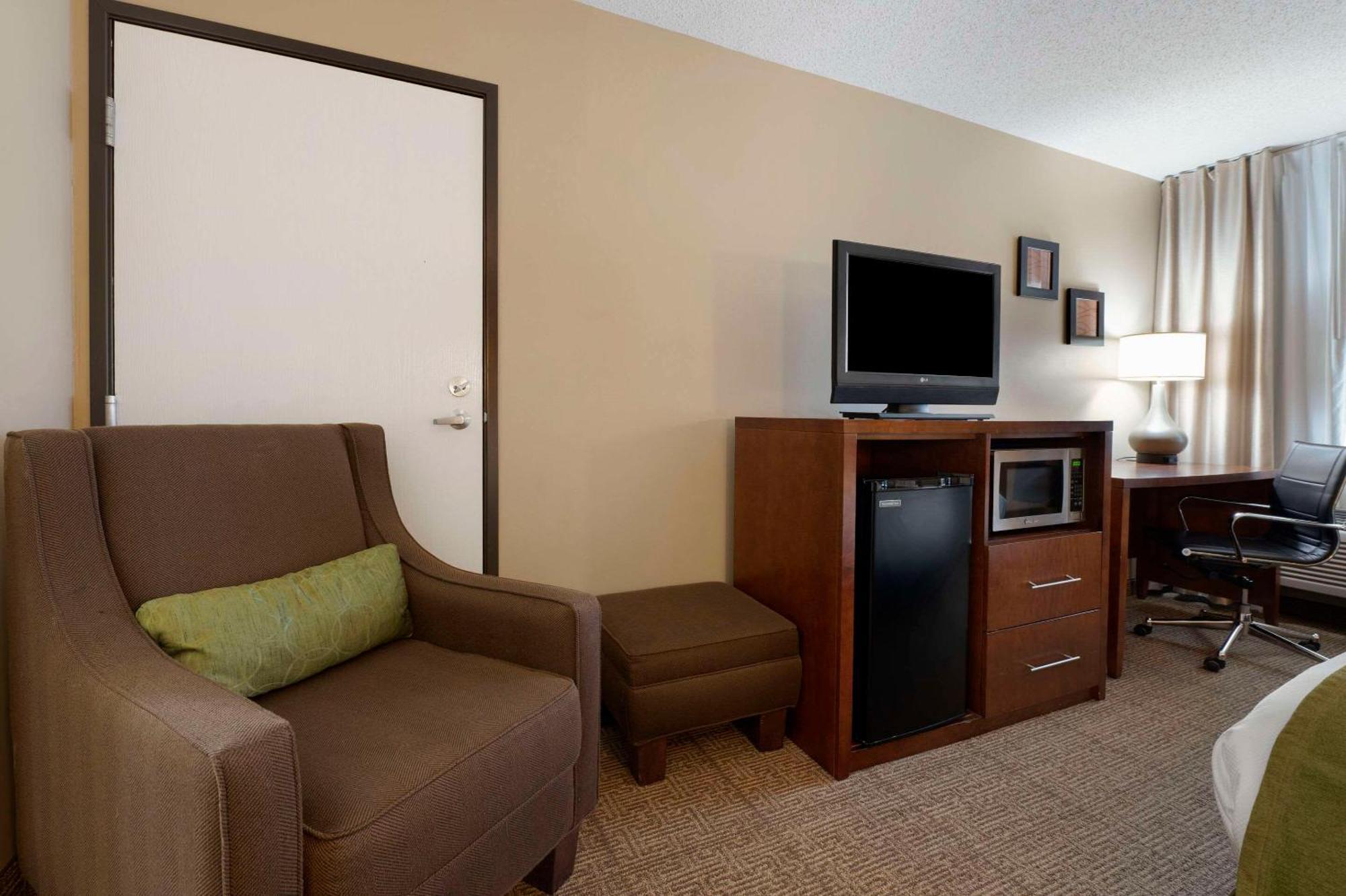Comfort Inn Romeoville - Bolingbrook Exterior foto